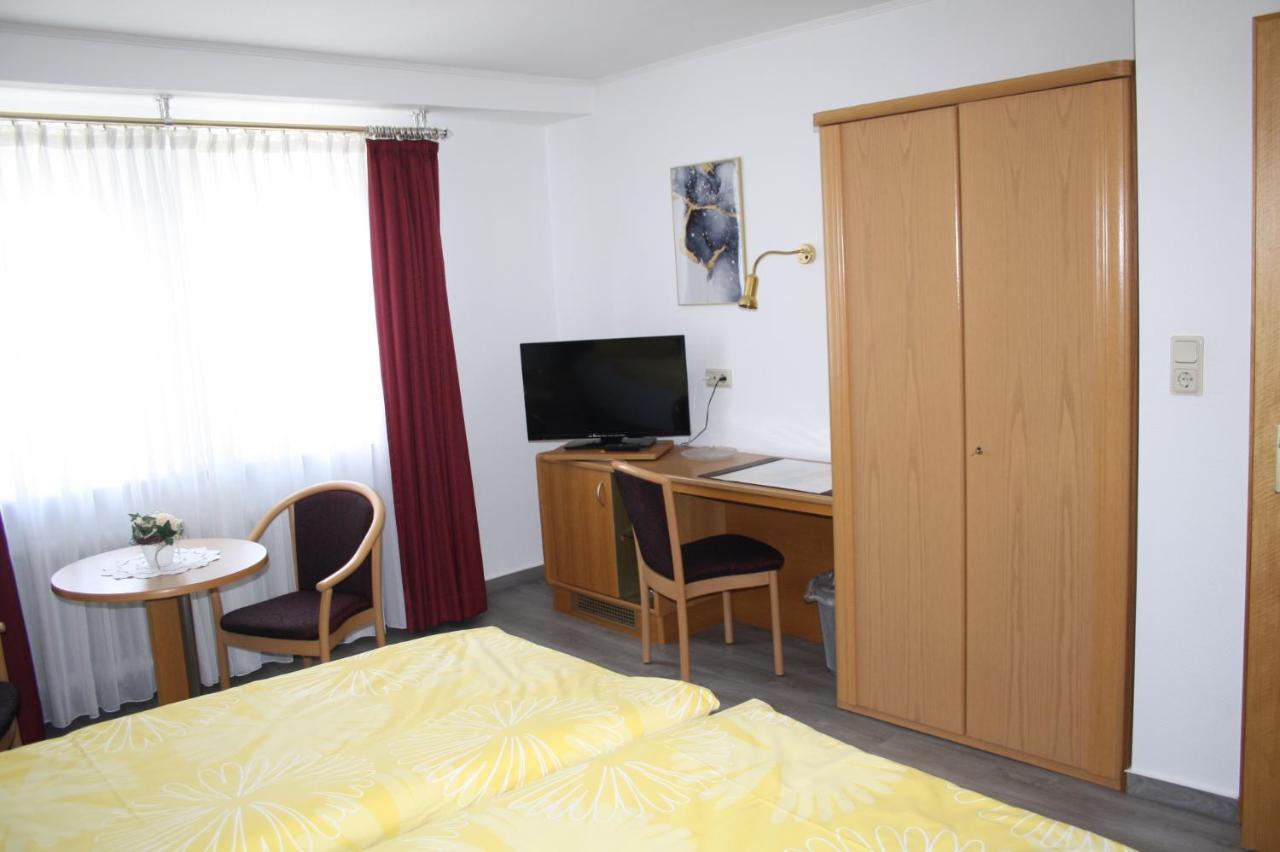Pension / Ferienwohnung Allebrodt Леннештадт Екстер'єр фото