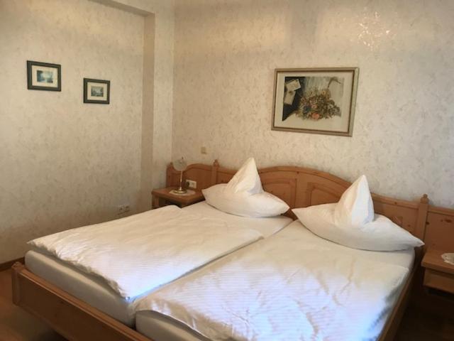 Pension / Ferienwohnung Allebrodt Леннештадт Екстер'єр фото